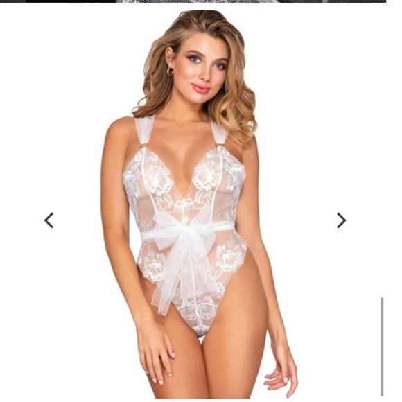 Dreamgirl - Open Back Halter Teddy with Delicate Embroidery - Picture 1 of 4